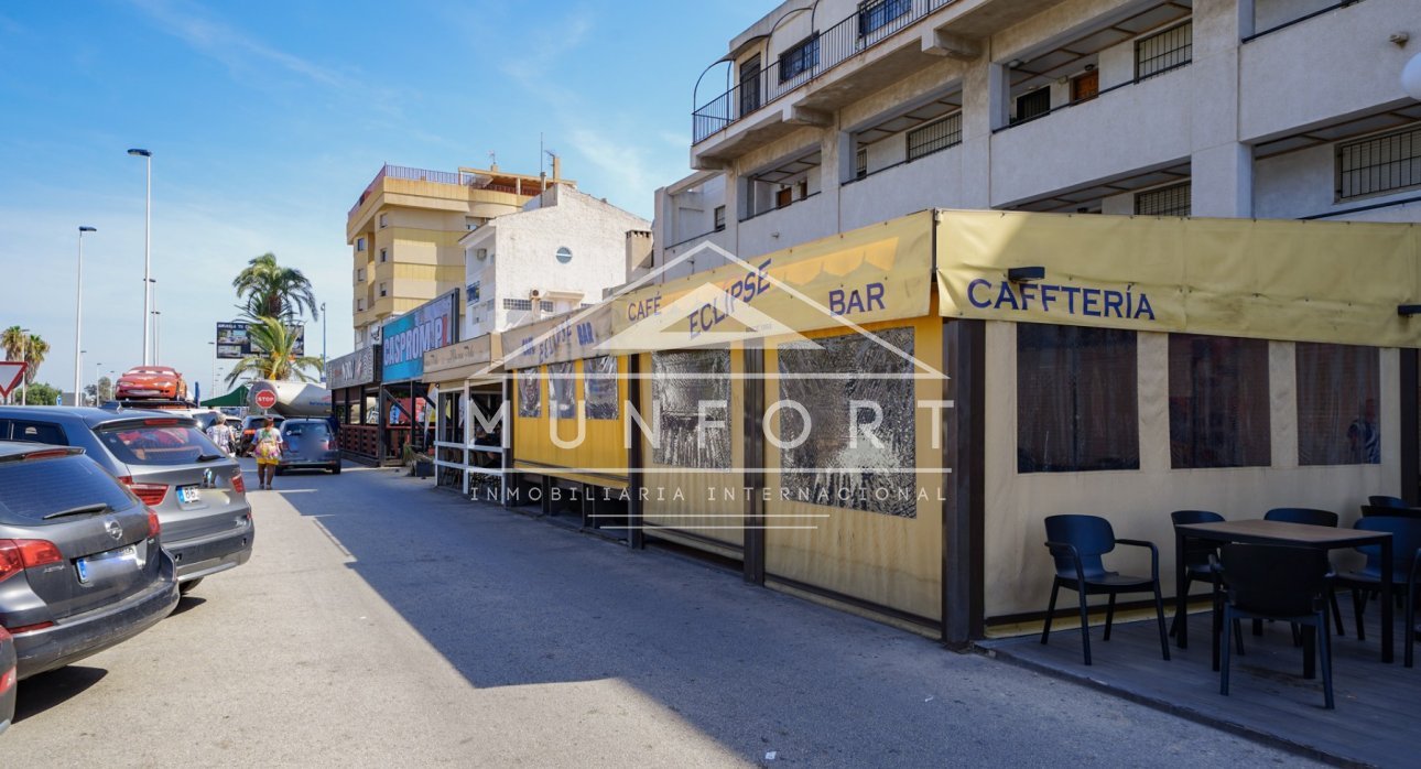 Segunda mano - Apartamentos -
Orihuela Costa - Punta Prima