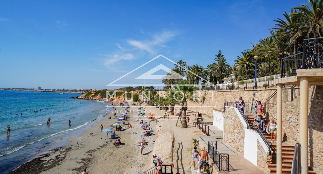Segunda mano - Apartamentos -
Orihuela Costa - Punta Prima