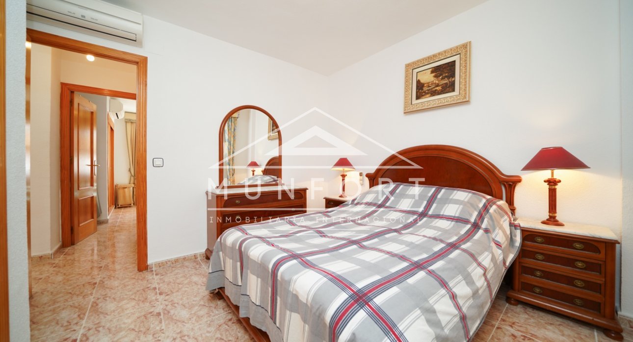 Segunda mano - Apartamentos -
Orihuela Costa - Punta Prima