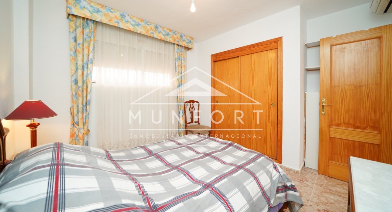 Segunda mano - Apartamentos -
Orihuela Costa - Punta Prima
