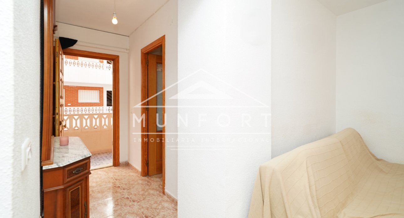 Segunda mano - Apartamentos -
Orihuela Costa - Punta Prima