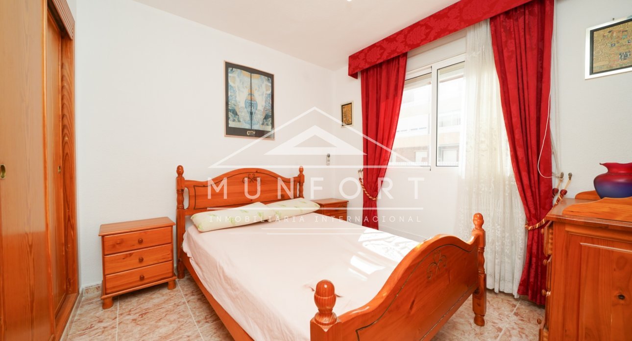 Segunda mano - Apartamentos -
Orihuela Costa - Punta Prima