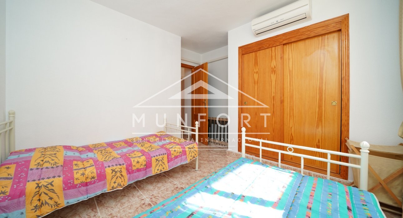 Segunda mano - Apartamentos -
Orihuela Costa - Punta Prima