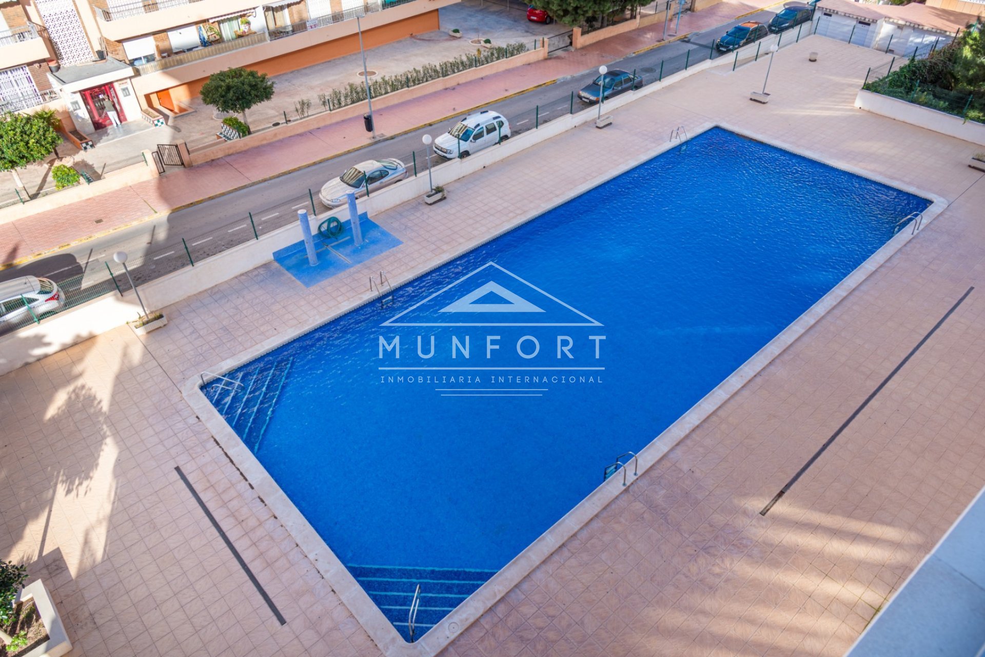 Segunda mano - Apartamentos -
Orihuela Costa - Punta Prima