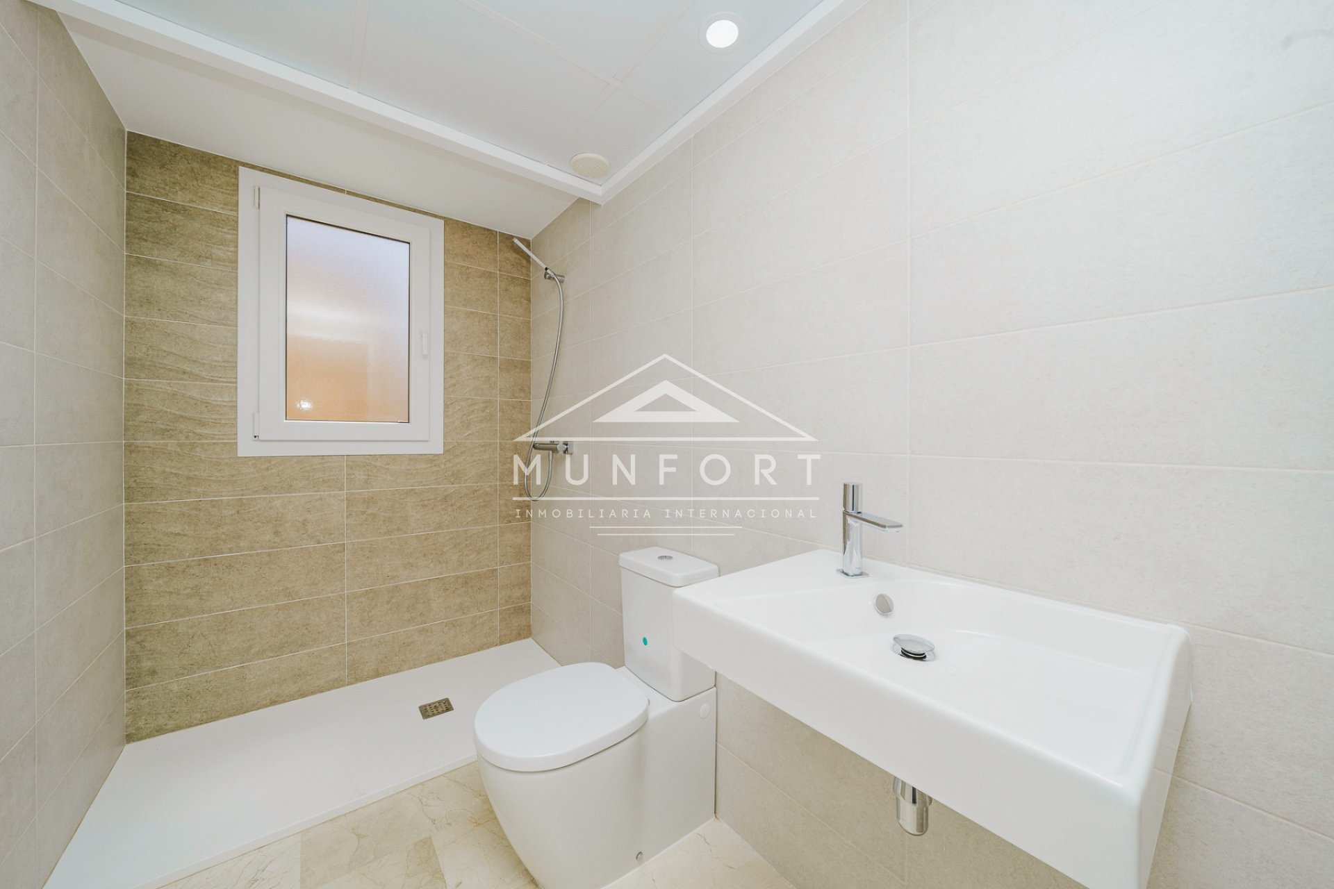 Segunda mano - Apartamentos -
Orihuela Costa - Punta Prima