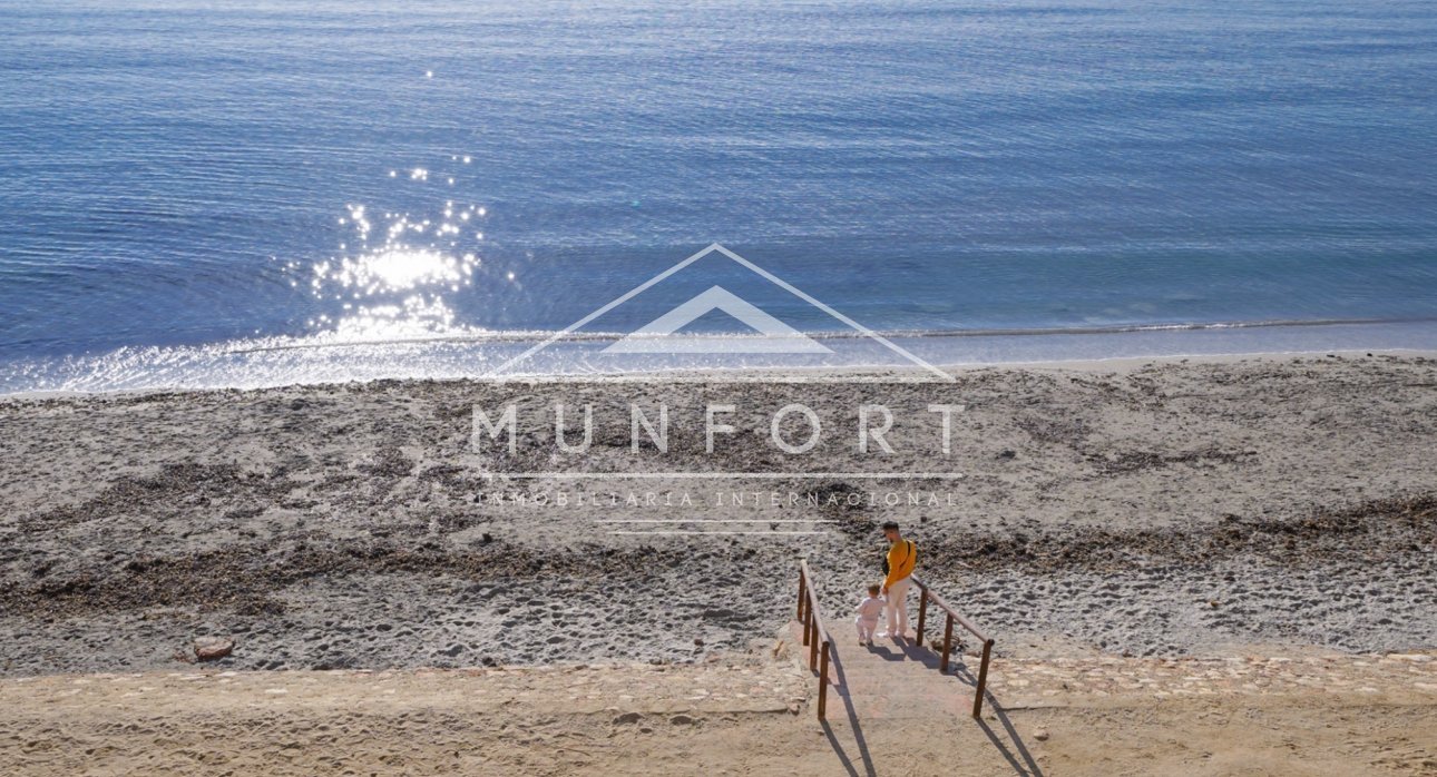 Segunda mano - Apartamentos -
Orihuela Costa - Punta Prima