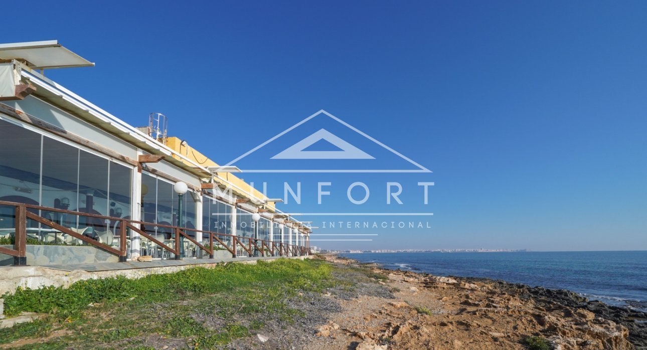 Segunda mano - Apartamentos -
Orihuela Costa - Punta Prima