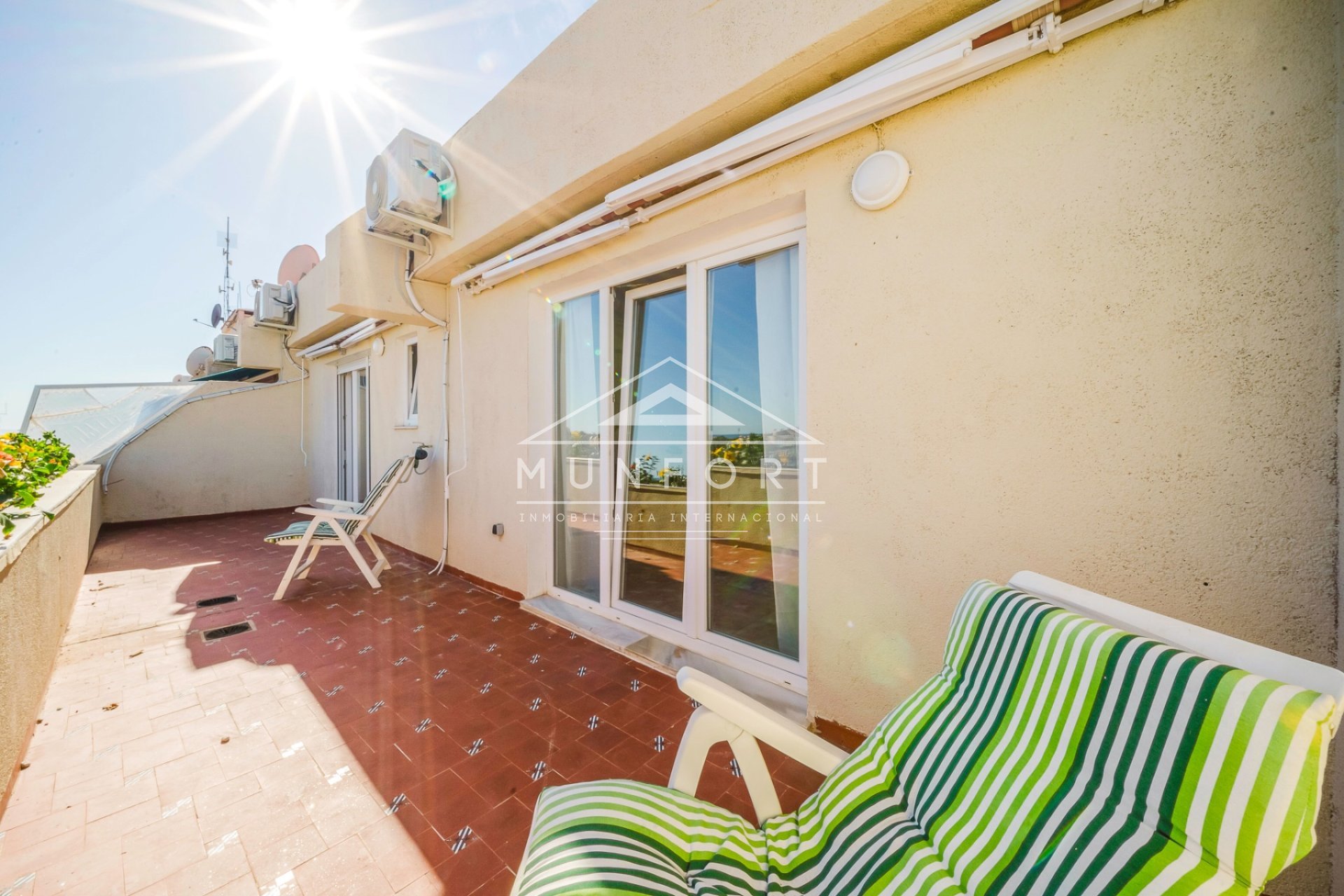 Segunda mano - Apartamentos -
Orihuela Costa - Punta Prima