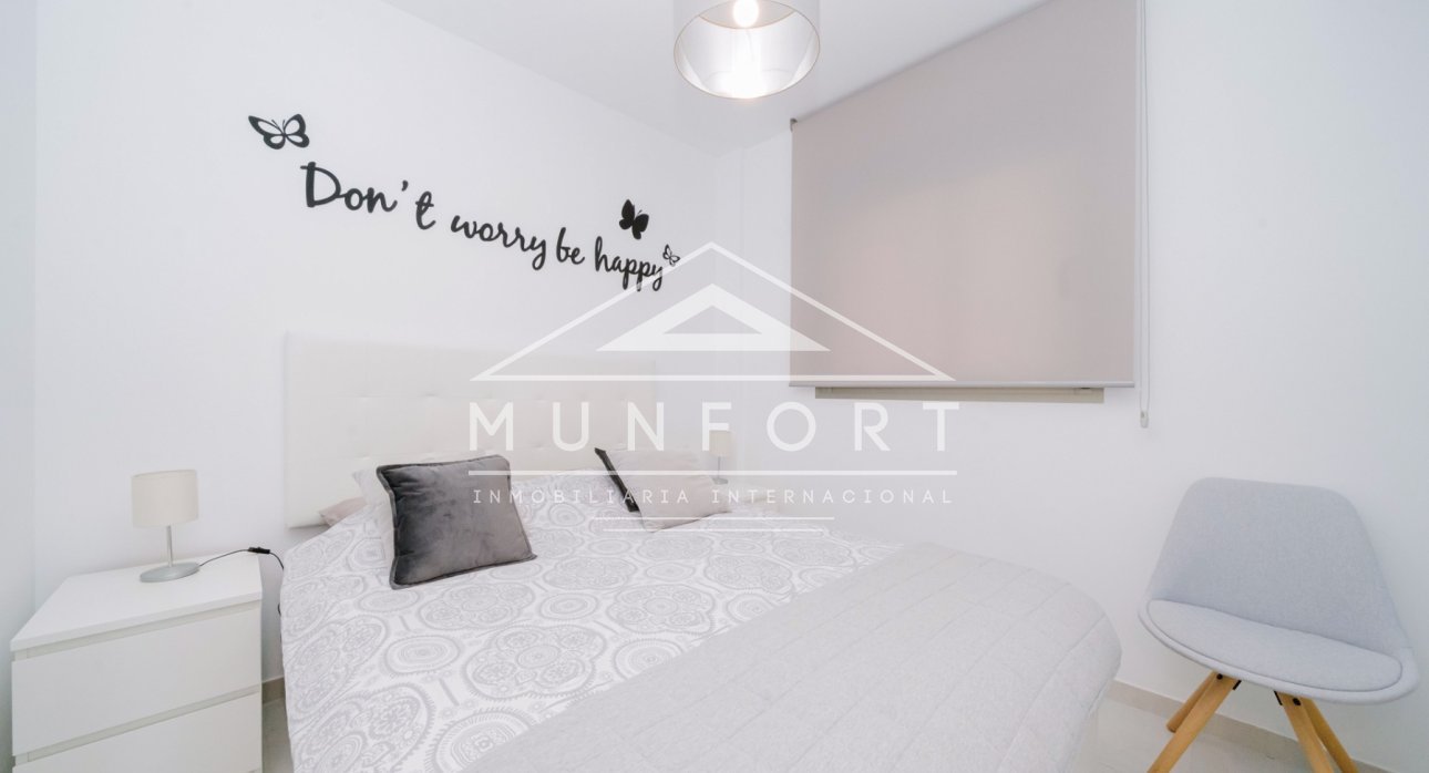 Segunda mano - Apartamentos -
Orihuela Costa - Villamartín