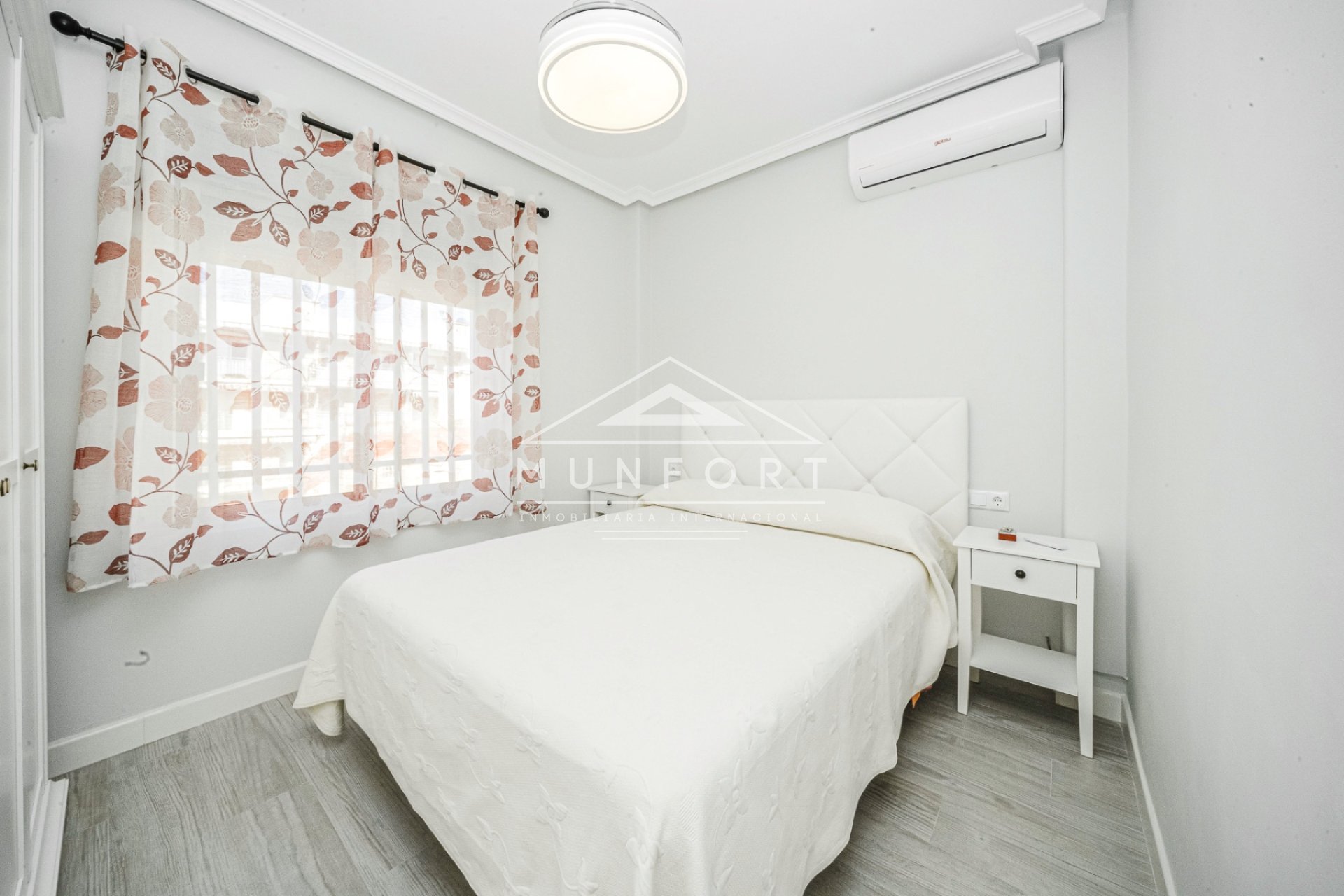 Segunda mano - Apartamentos -
Pilar de la Horadada - Torre de la Horadada