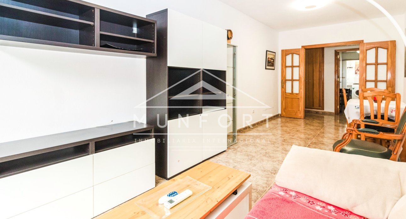 Segunda mano - Apartamentos -
Pilar de la Horadada