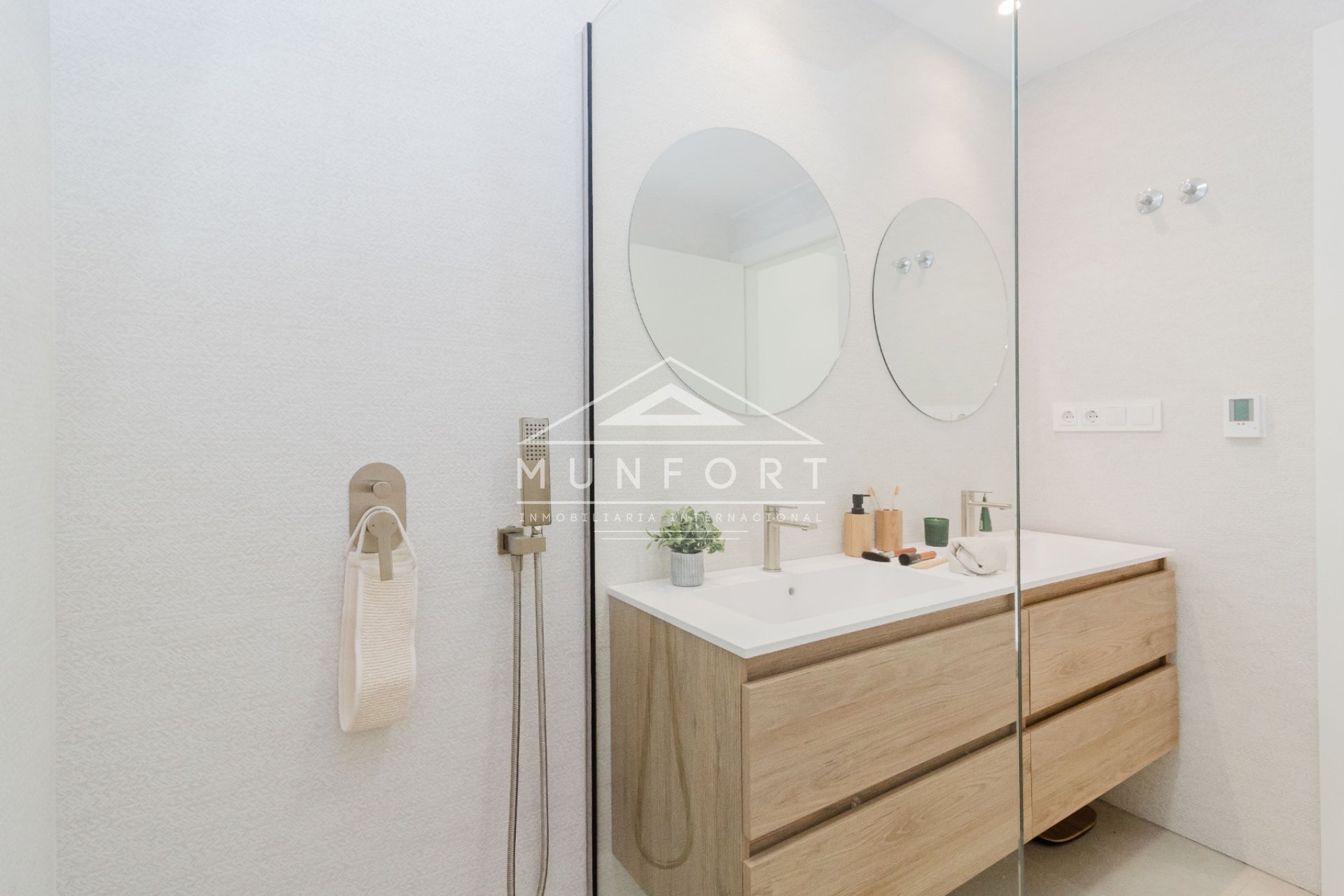 Segunda mano - Apartamentos -
Pilar de la Horadada