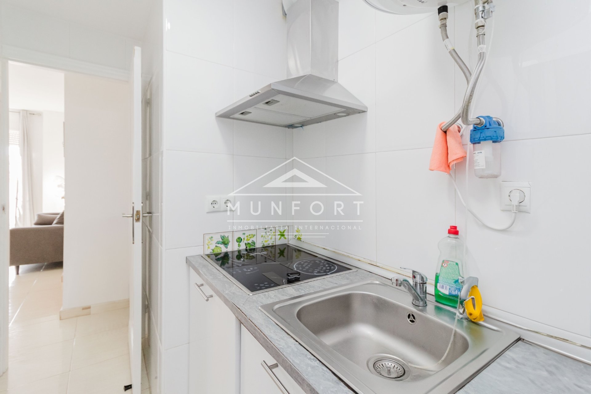 Segunda mano - Apartamentos -
Pilar de la Horadada