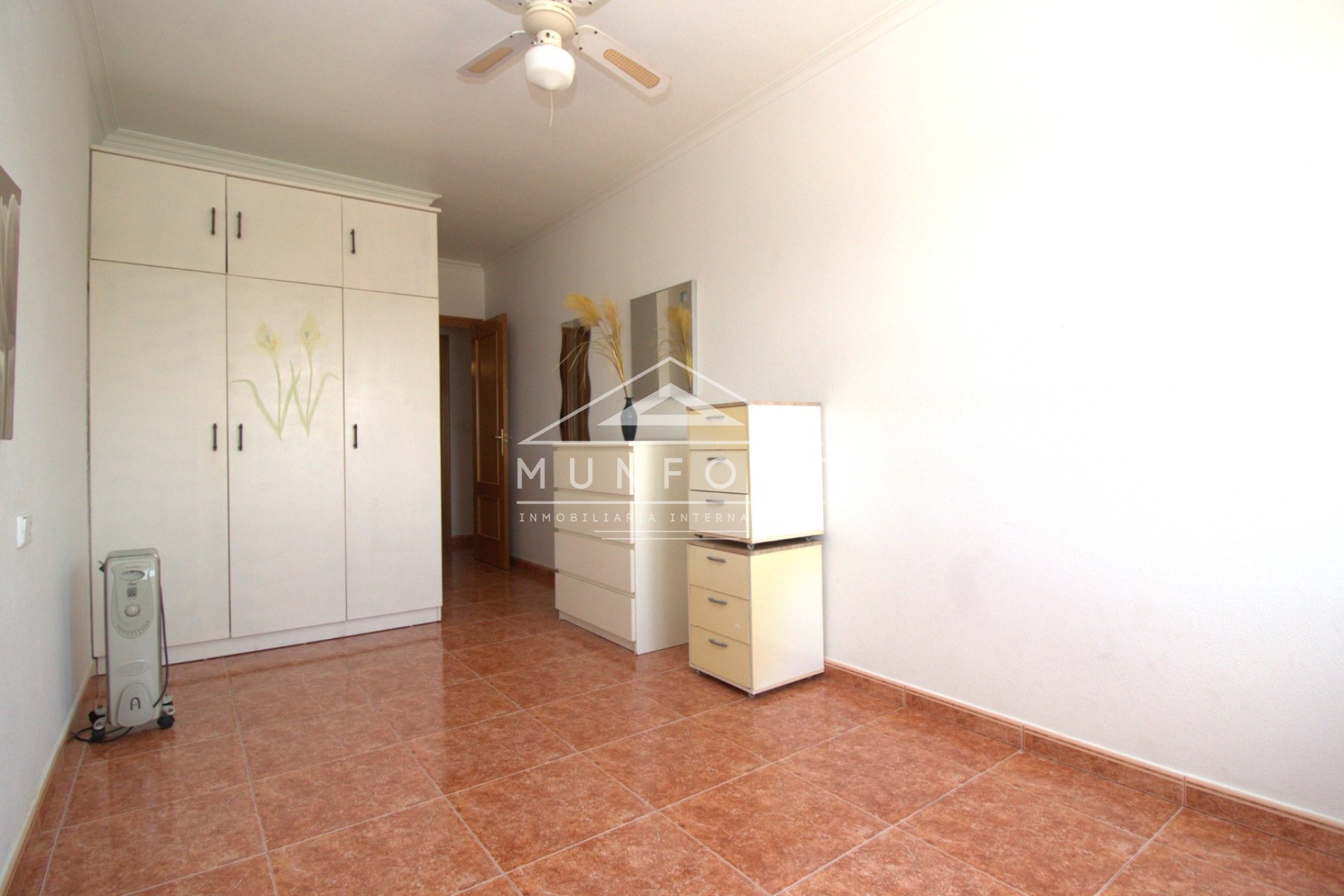 Segunda mano - Apartamentos -
Pilar de la Horadada