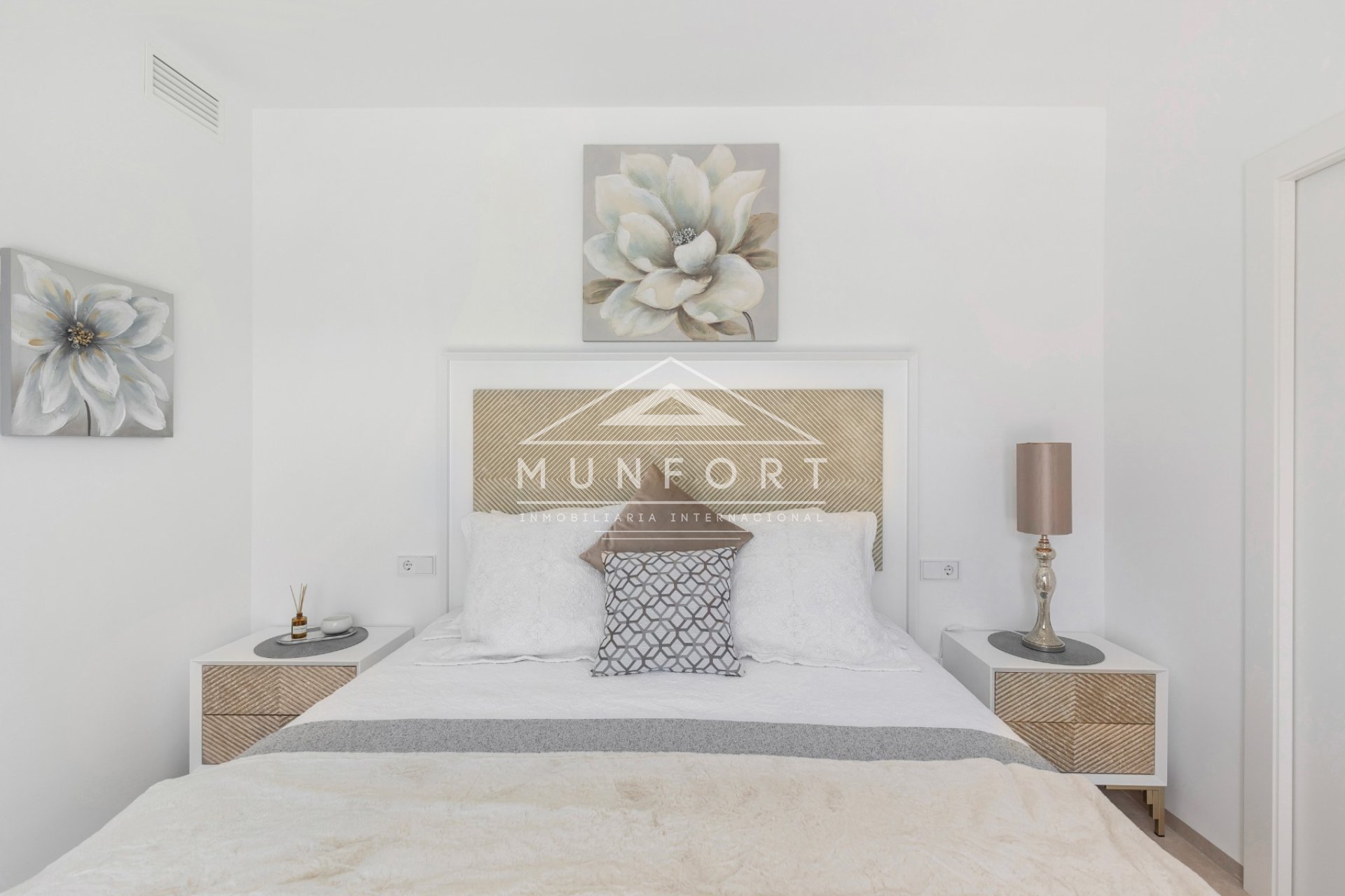 Segunda mano - Apartamentos -
San Javier