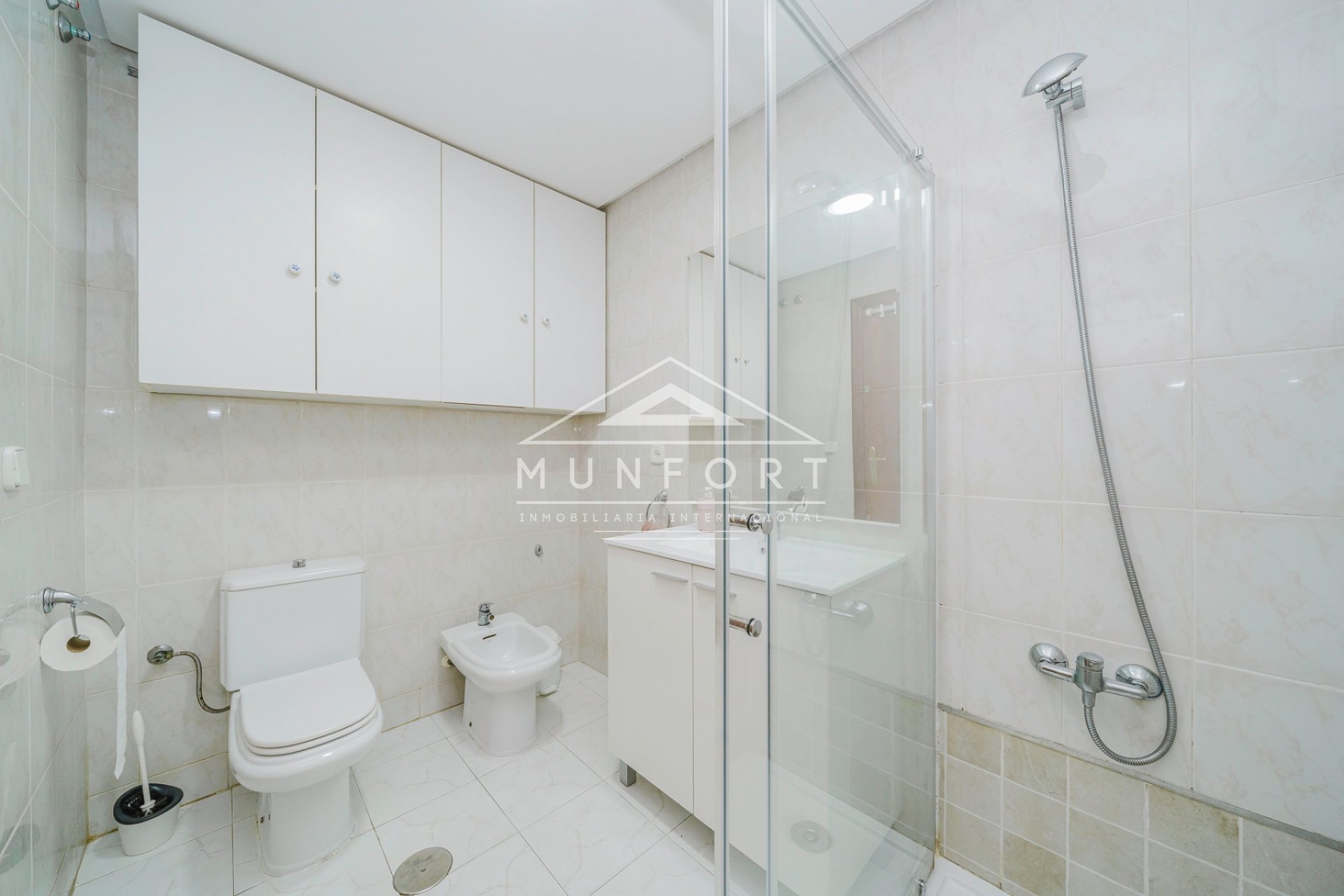 Segunda mano - Apartamentos -
San Miguel de Salinas