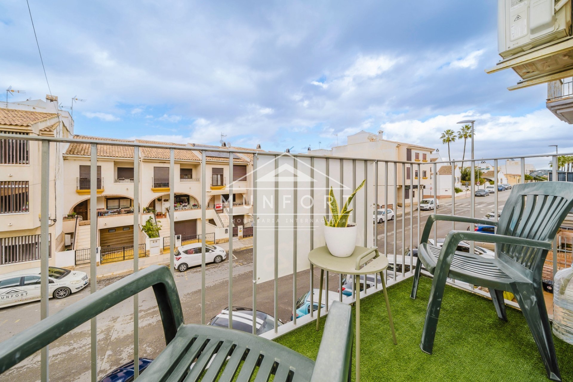 Segunda mano - Apartamentos -
San Miguel de Salinas