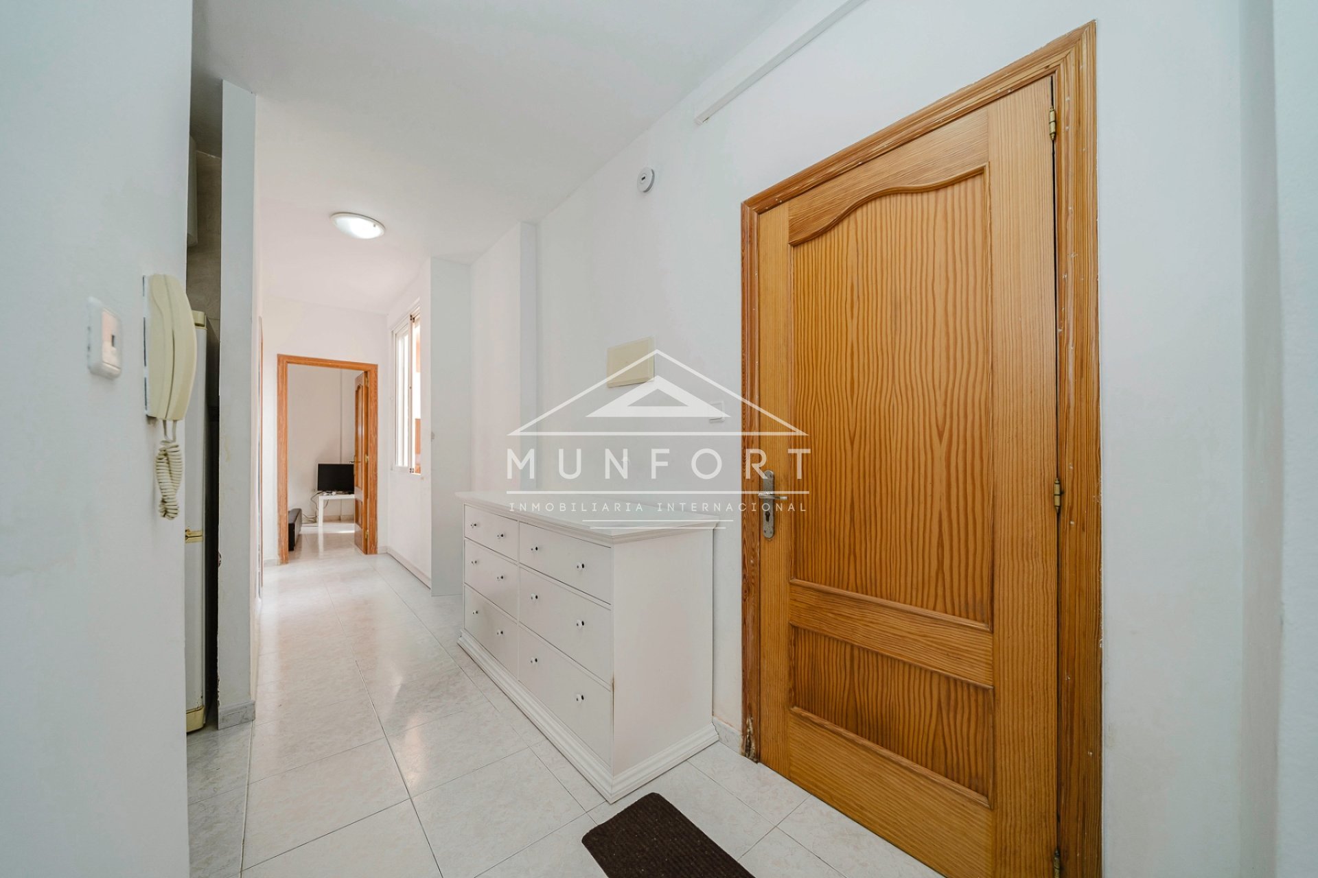 Segunda mano - Apartamentos -
San Miguel de Salinas