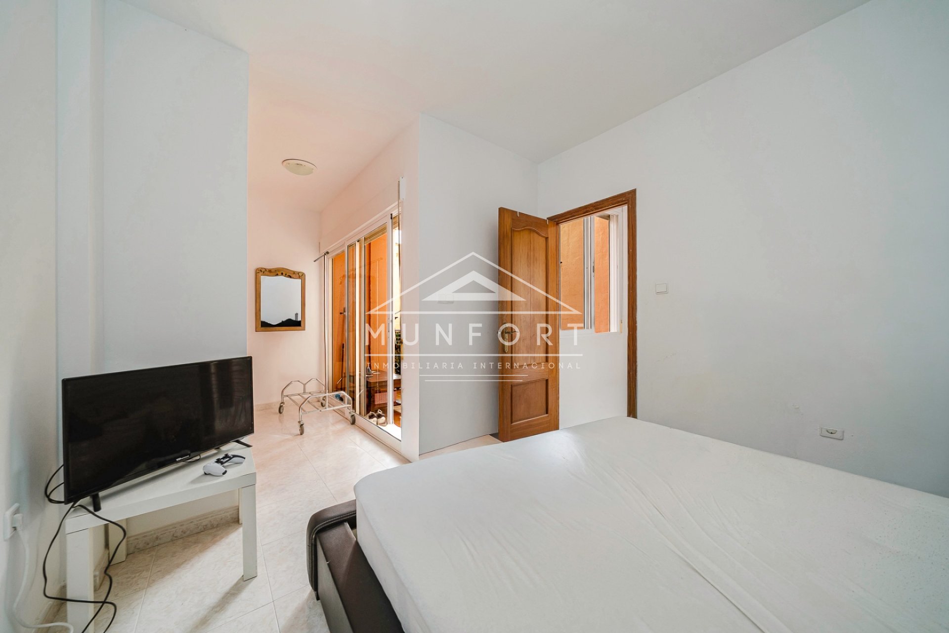 Segunda mano - Apartamentos -
San Miguel de Salinas