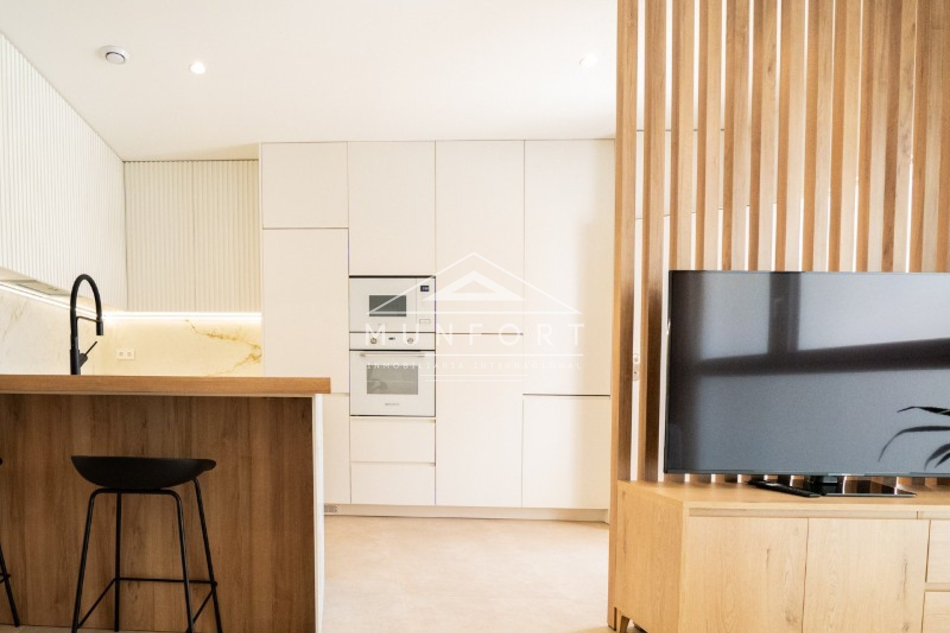 Segunda mano - Apartamentos -
San Pedro del Pinatar - Lo Pag&aacute;n