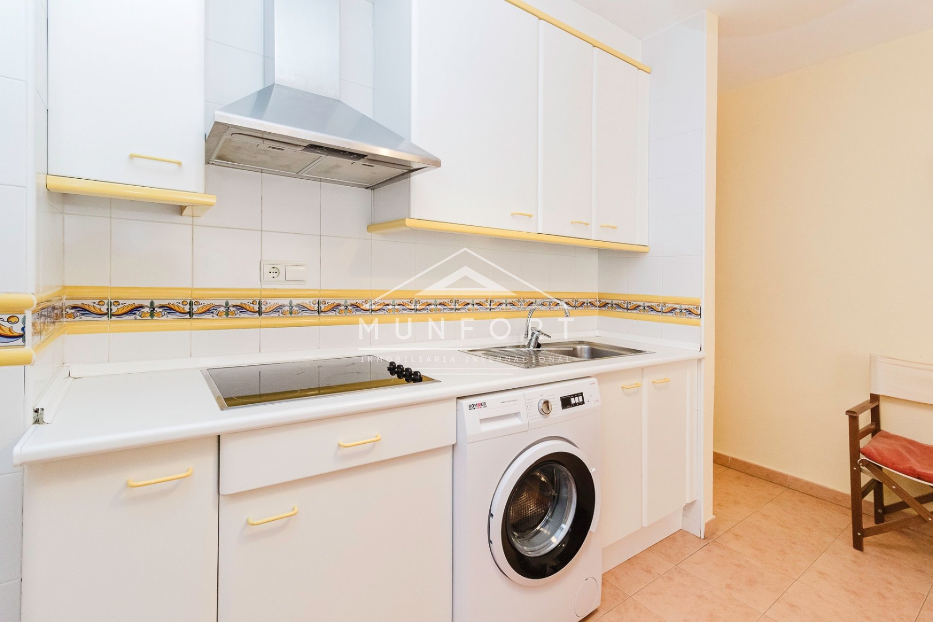 Segunda mano - Apartamentos -
San Pedro del Pinatar - Lo Pag&aacute;n