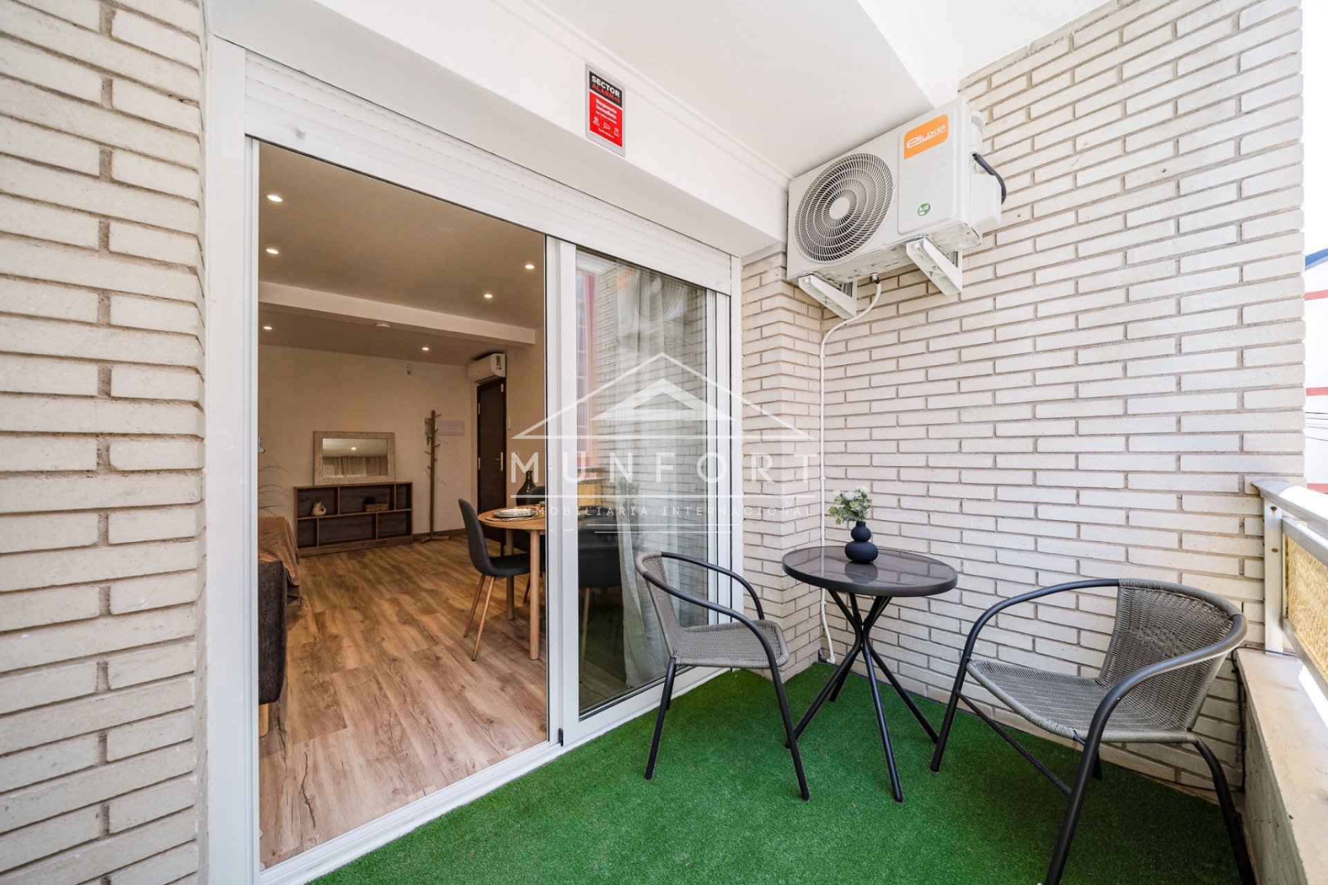Segunda mano - Apartamentos -
San Pedro del Pinatar - Lo Pag&aacute;n