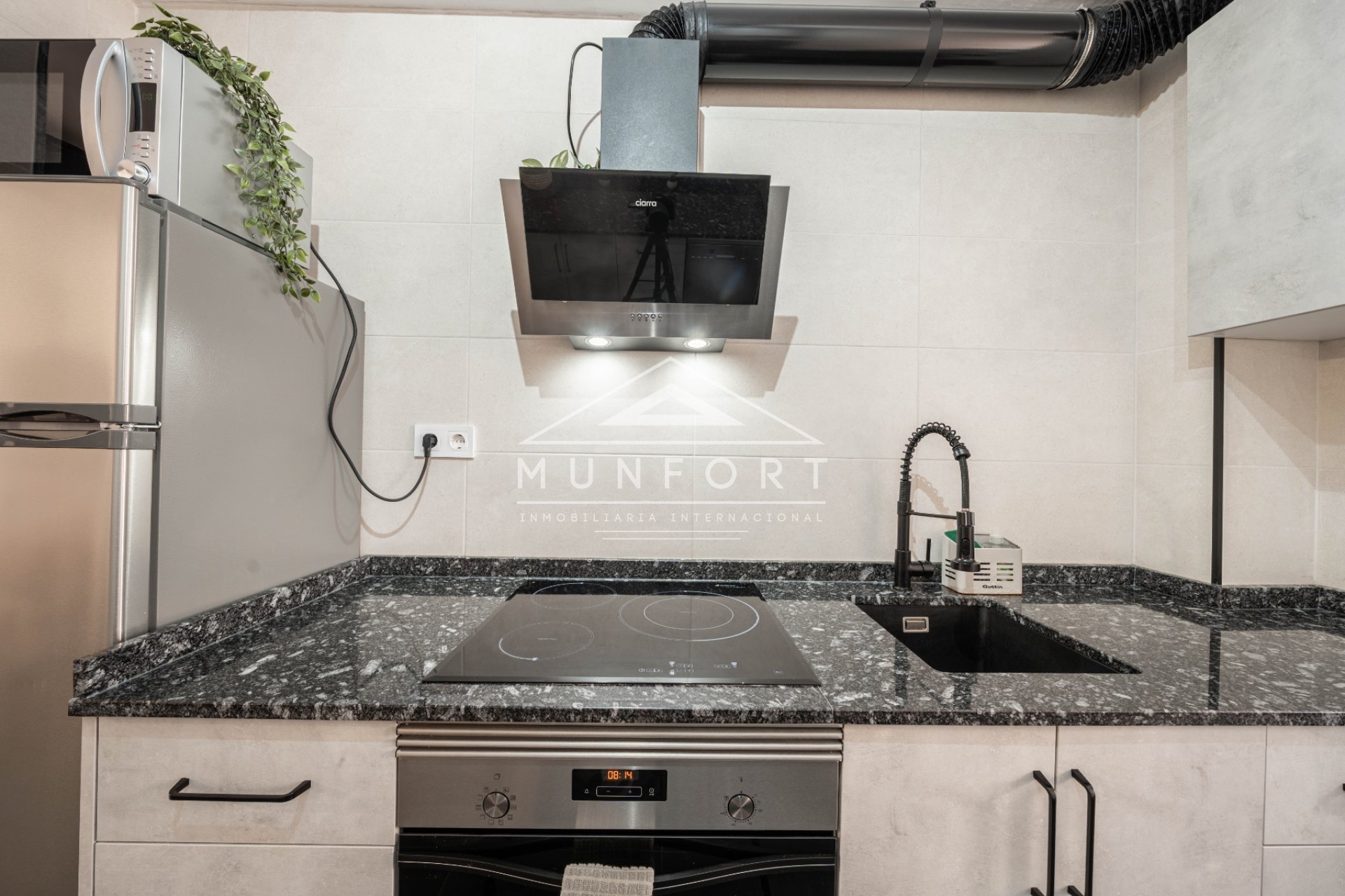 Segunda mano - Apartamentos -
San Pedro del Pinatar - Lo Pag&aacute;n