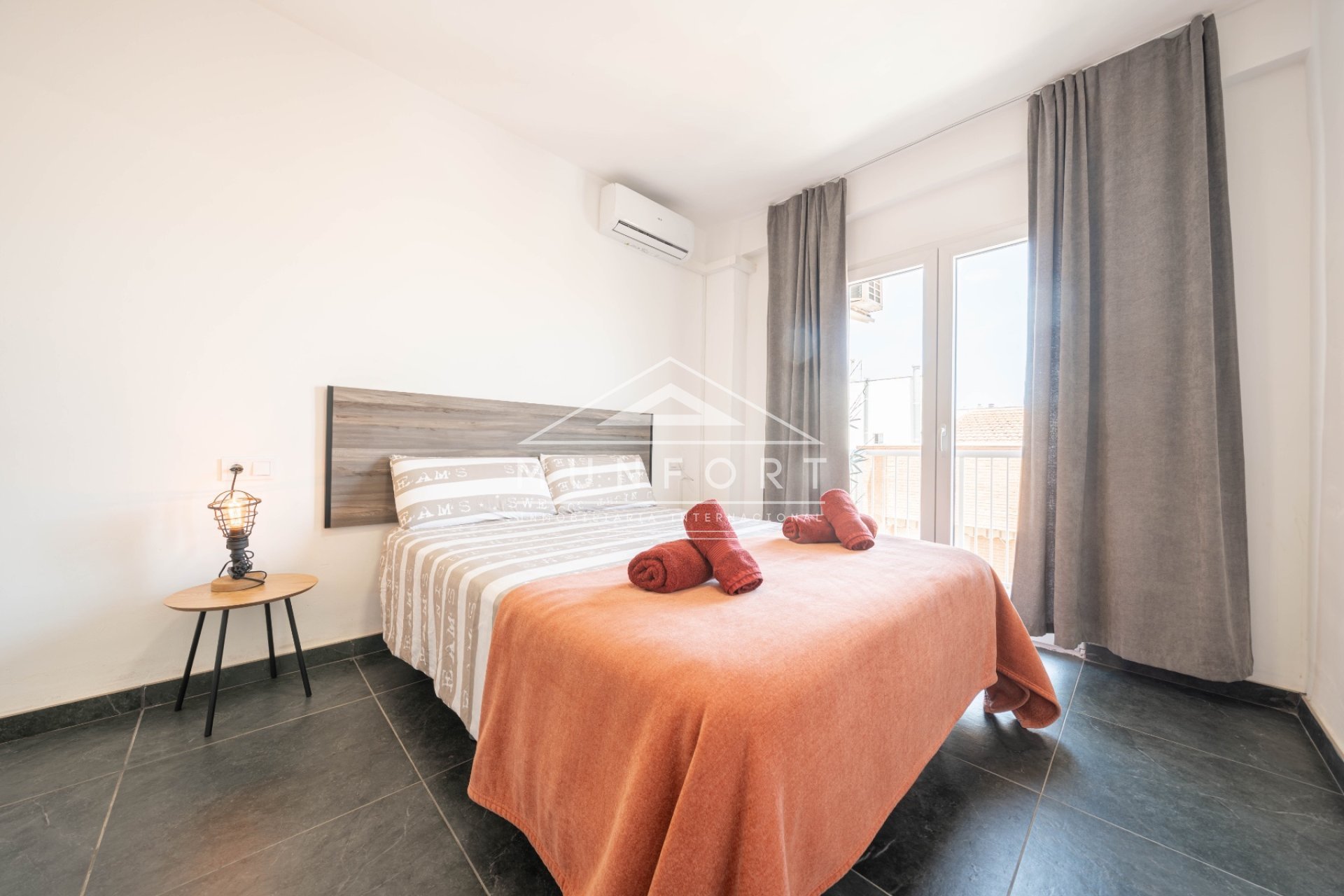 Segunda mano - Apartamentos -
San Pedro del Pinatar - Lo Pag&aacute;n