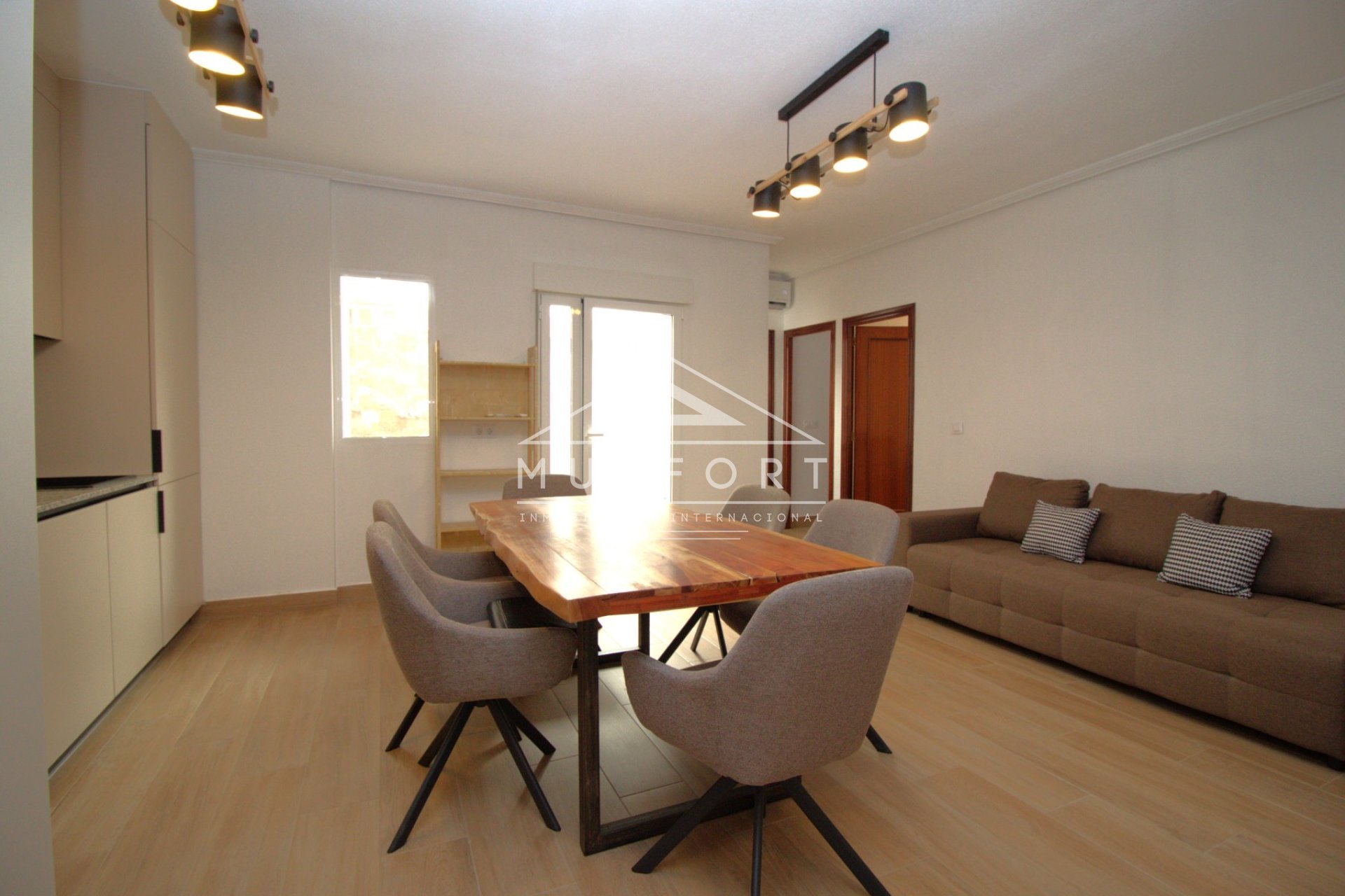 Segunda mano - Apartamentos -
San Pedro del Pinatar - Lo Pag&aacute;n