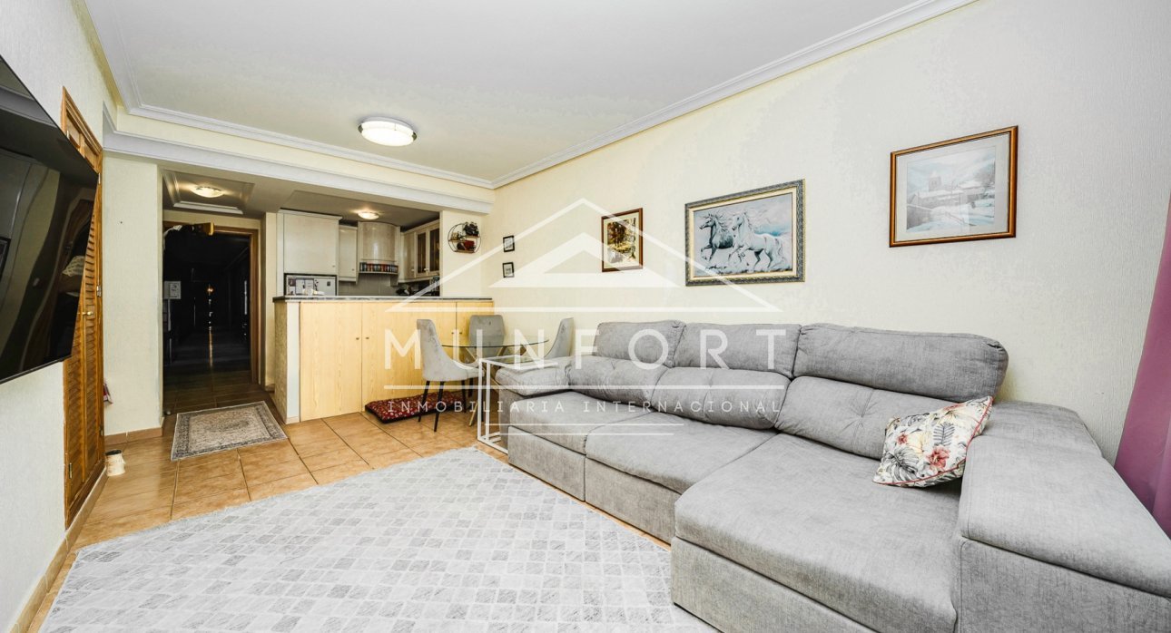 Segunda mano - Apartamentos -
Torrevieja - Aguas Nuevas - Torrevieja