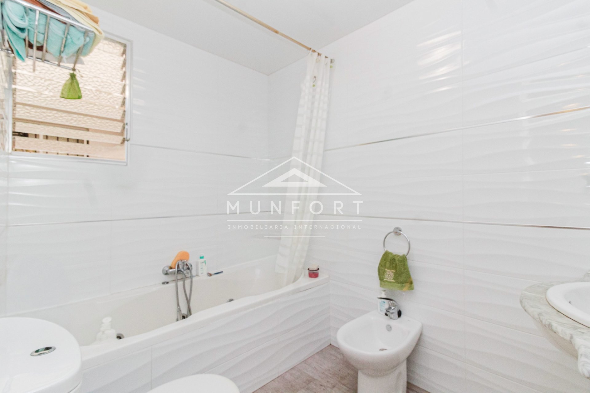 Segunda mano - Apartamentos -
Torrevieja - Centro - Torrevieja