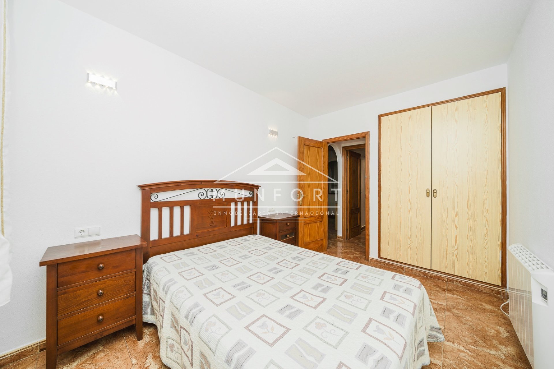 Segunda mano - Apartamentos -
Torrevieja - Centro - Torrevieja