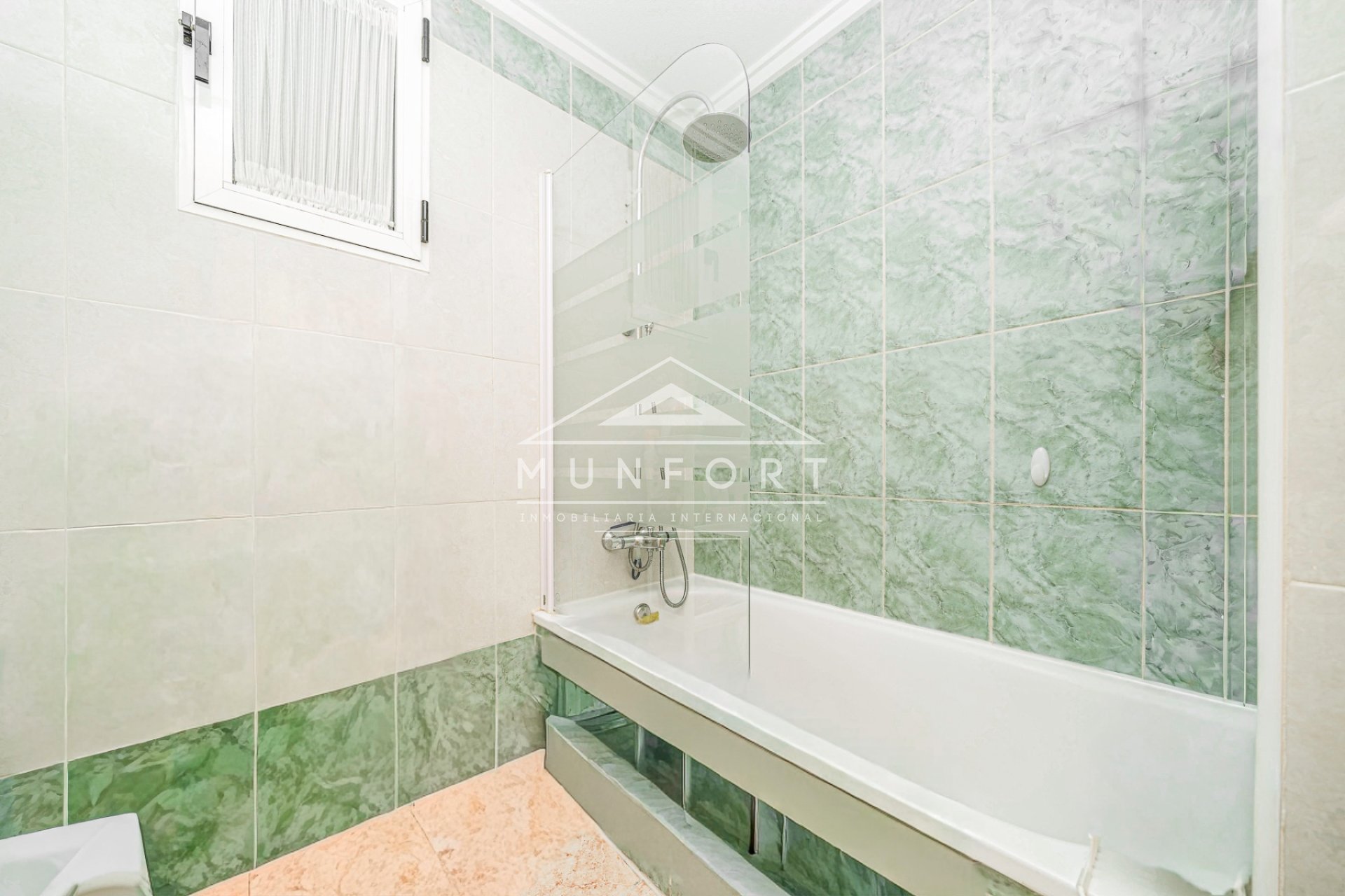 Segunda mano - Apartamentos -
Torrevieja - Centro - Torrevieja