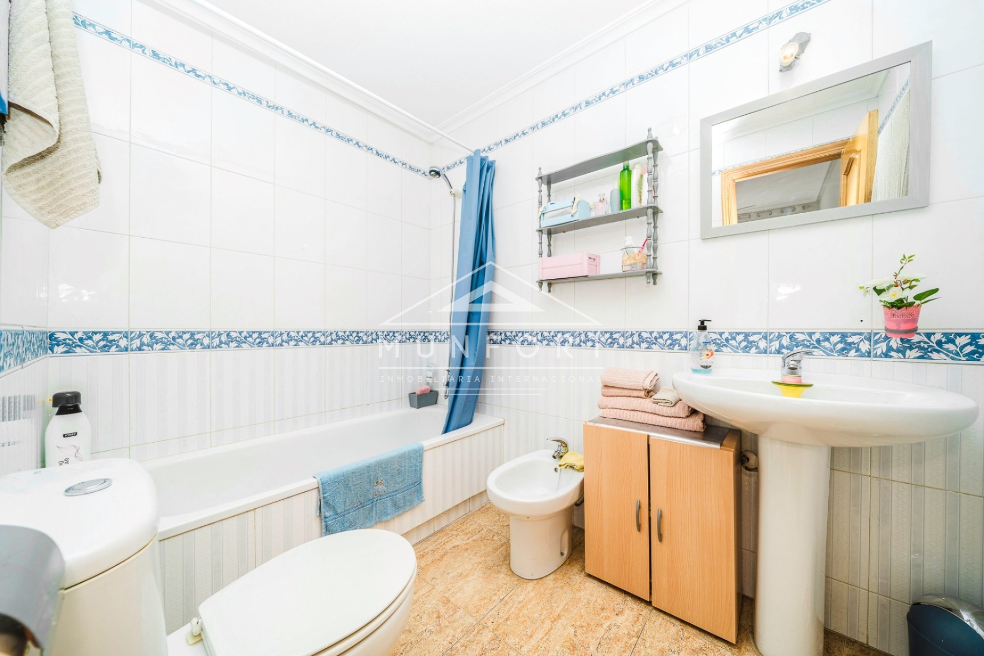 Segunda mano - Apartamentos -
Torrevieja - Centro - Torrevieja