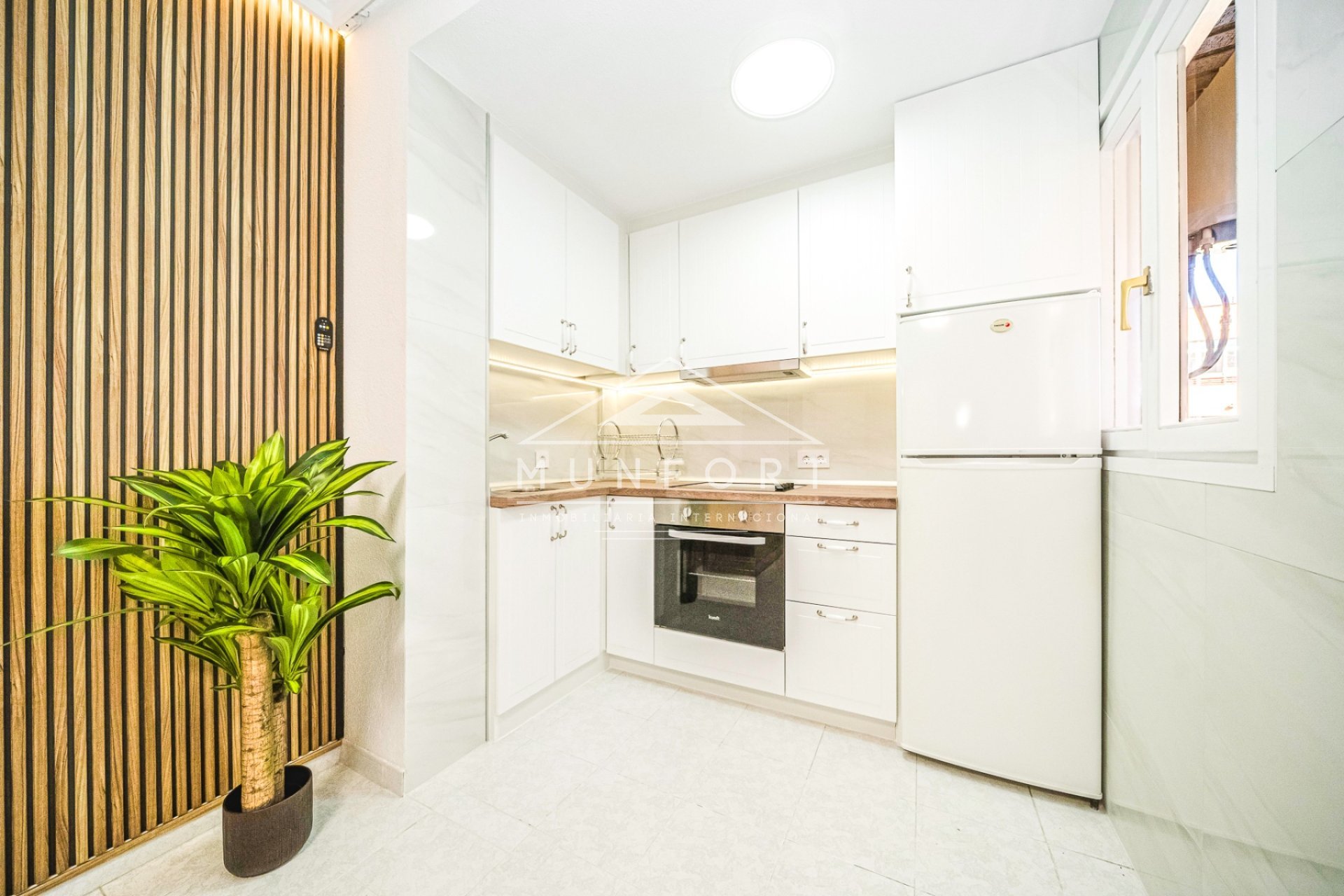 Segunda mano - Apartamentos -
Torrevieja - Centro - Torrevieja