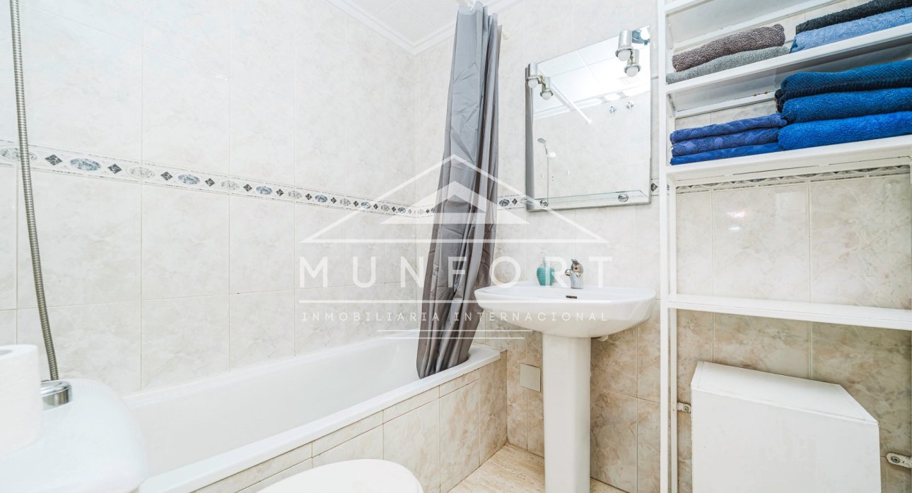 Segunda mano - Apartamentos -
Torrevieja - Centro - Torrevieja