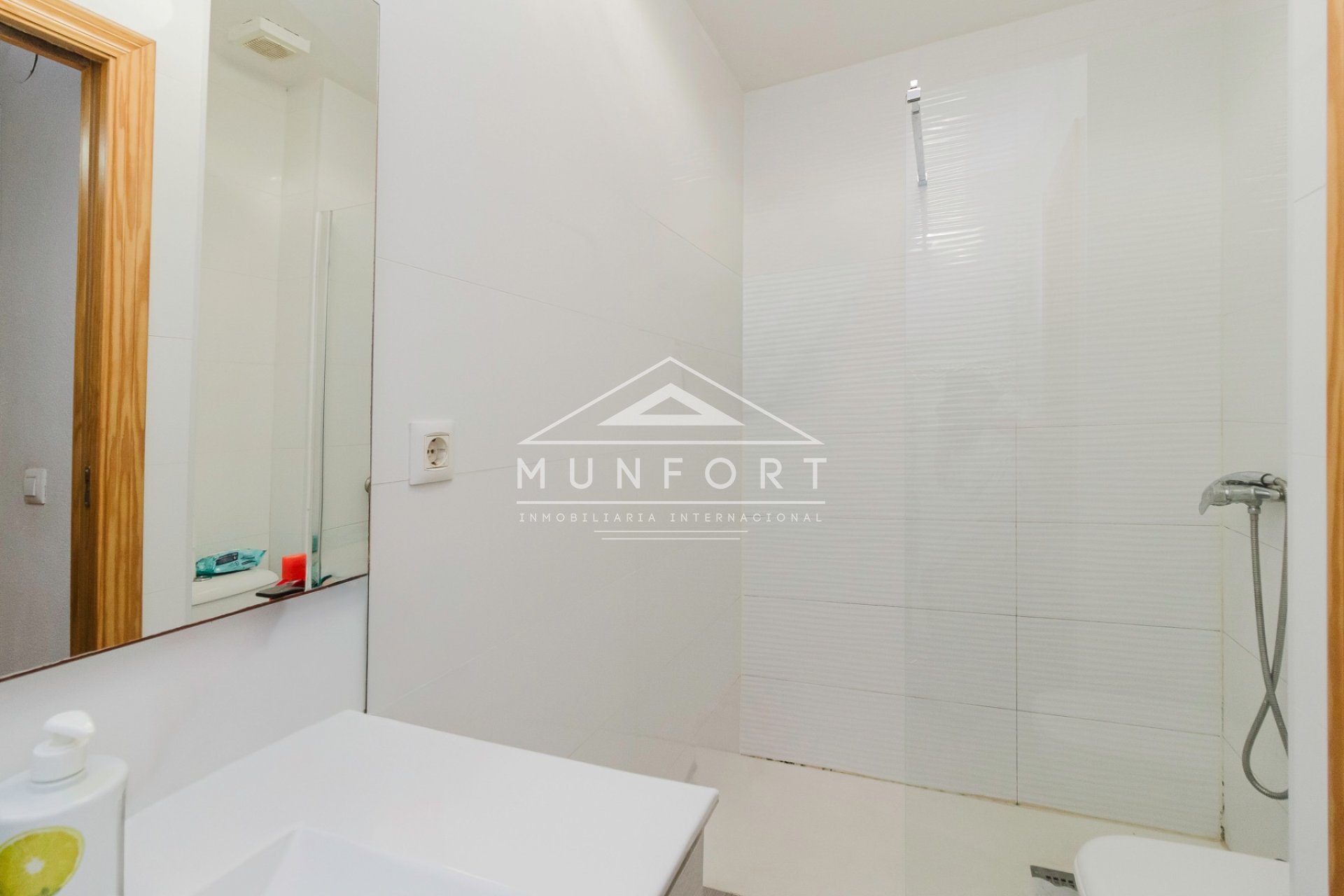 Segunda mano - Apartamentos -
Torrevieja - Centro - Torrevieja