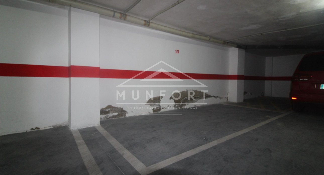 Segunda mano - Apartamentos -
Torrevieja - Centro