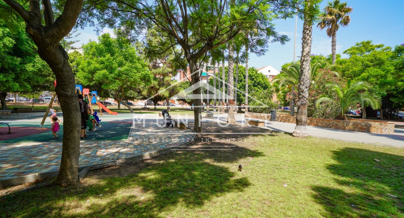 Segunda mano - Apartamentos -
Torrevieja - El Acequión - Torrevieja