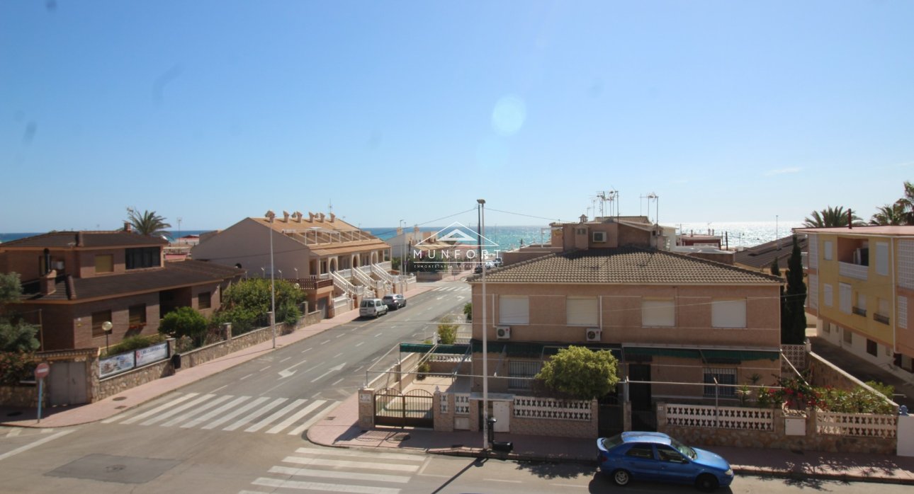 Segunda mano - Apartamentos -
Torrevieja - La Mata - Torrevieja