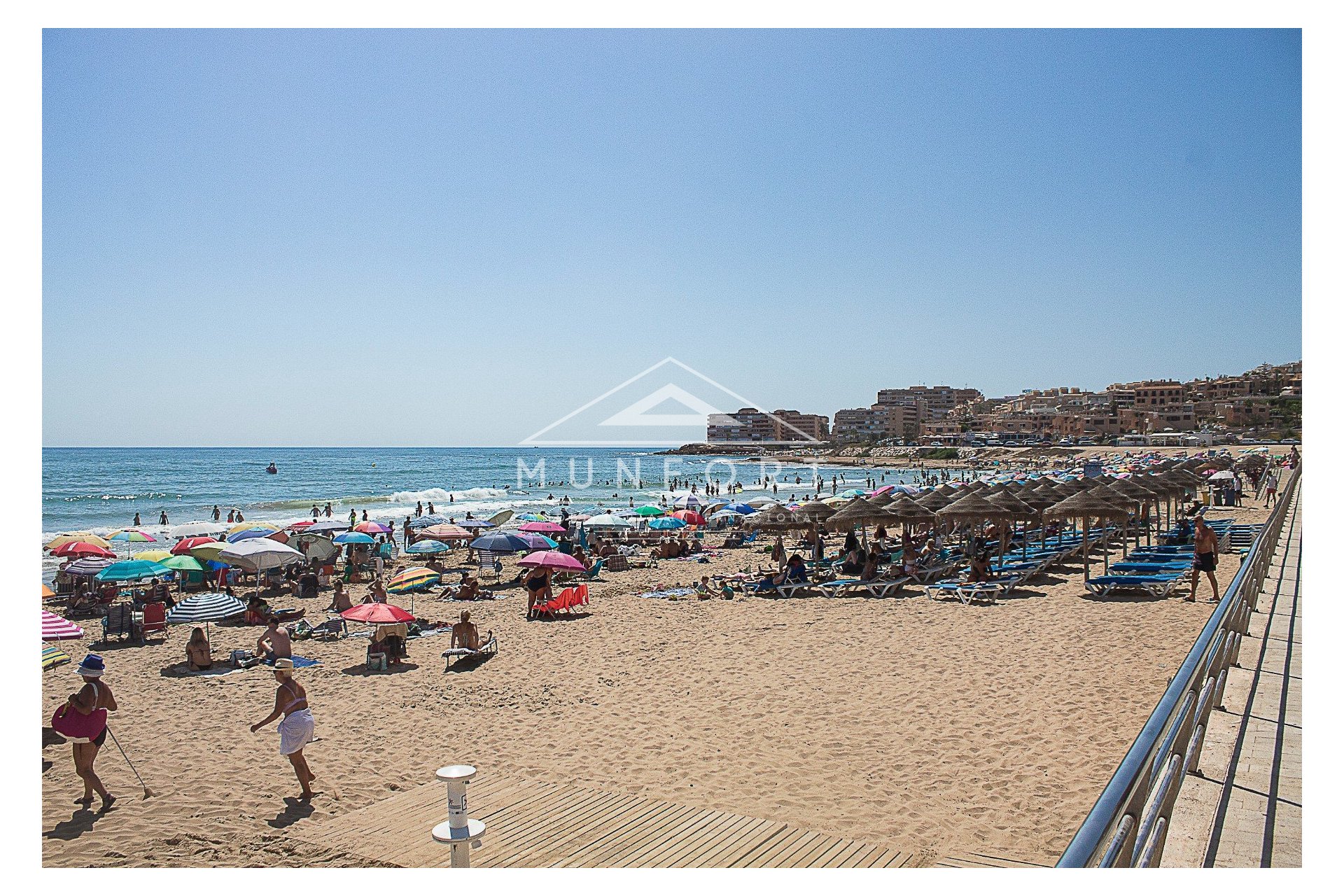 Segunda mano - Apartamentos -
Torrevieja - La Mata - Torrevieja