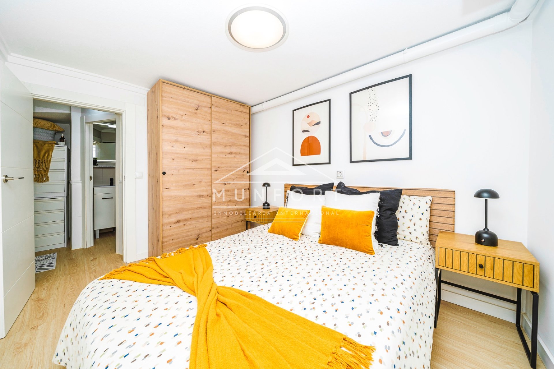 Segunda mano - Apartamentos -
Torrevieja - Playa del Cura - Torrevieja