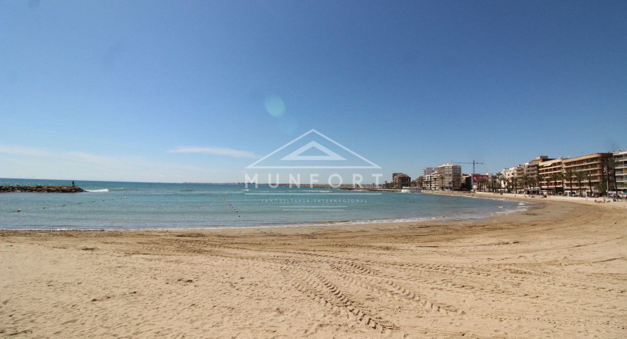 Segunda mano - Apartamentos -
Torrevieja - Playa del Cura