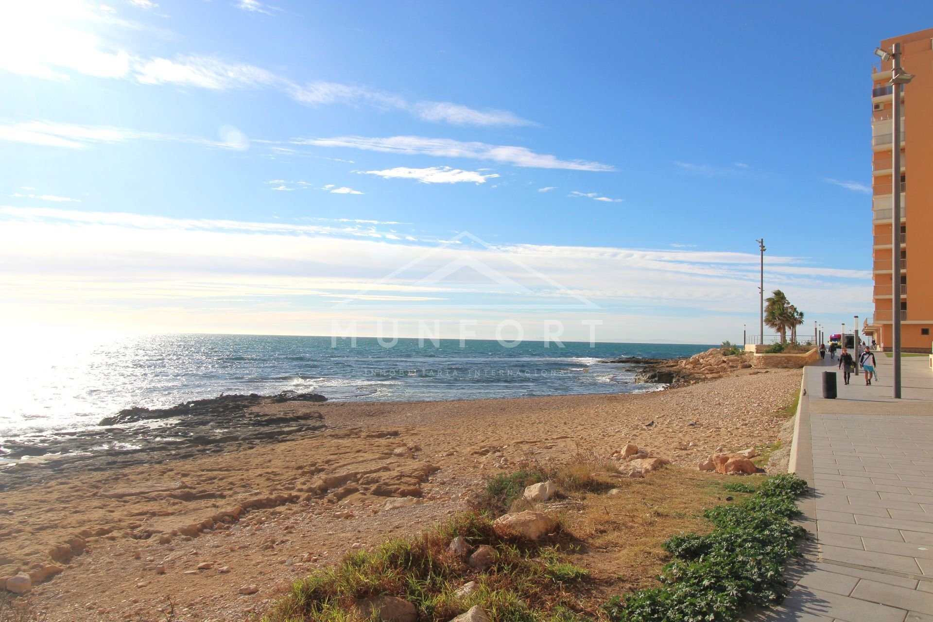 Segunda mano - Apartamentos -
Torrevieja - Torrevieja Centro