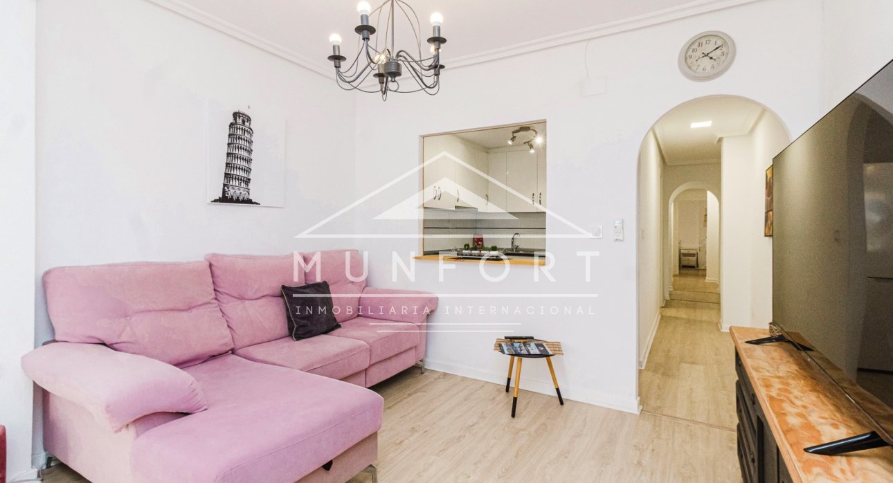 Segunda mano - Apartamentos -
Torrevieja