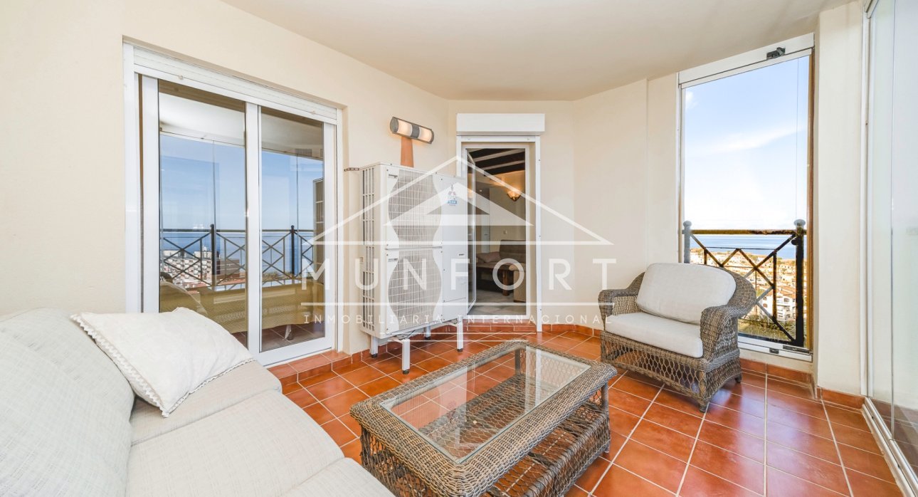 Segunda mano - Apartamentos -
Torrevieja