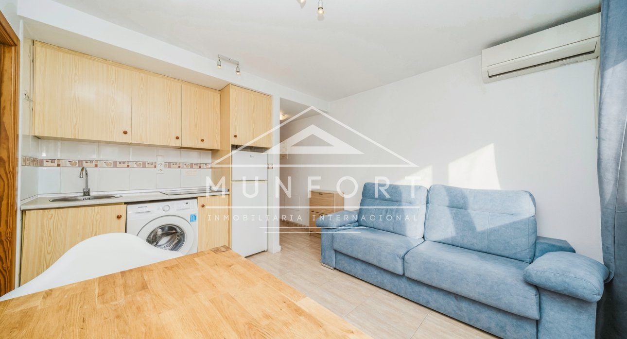 Segunda mano - Apartamentos -
Torrevieja