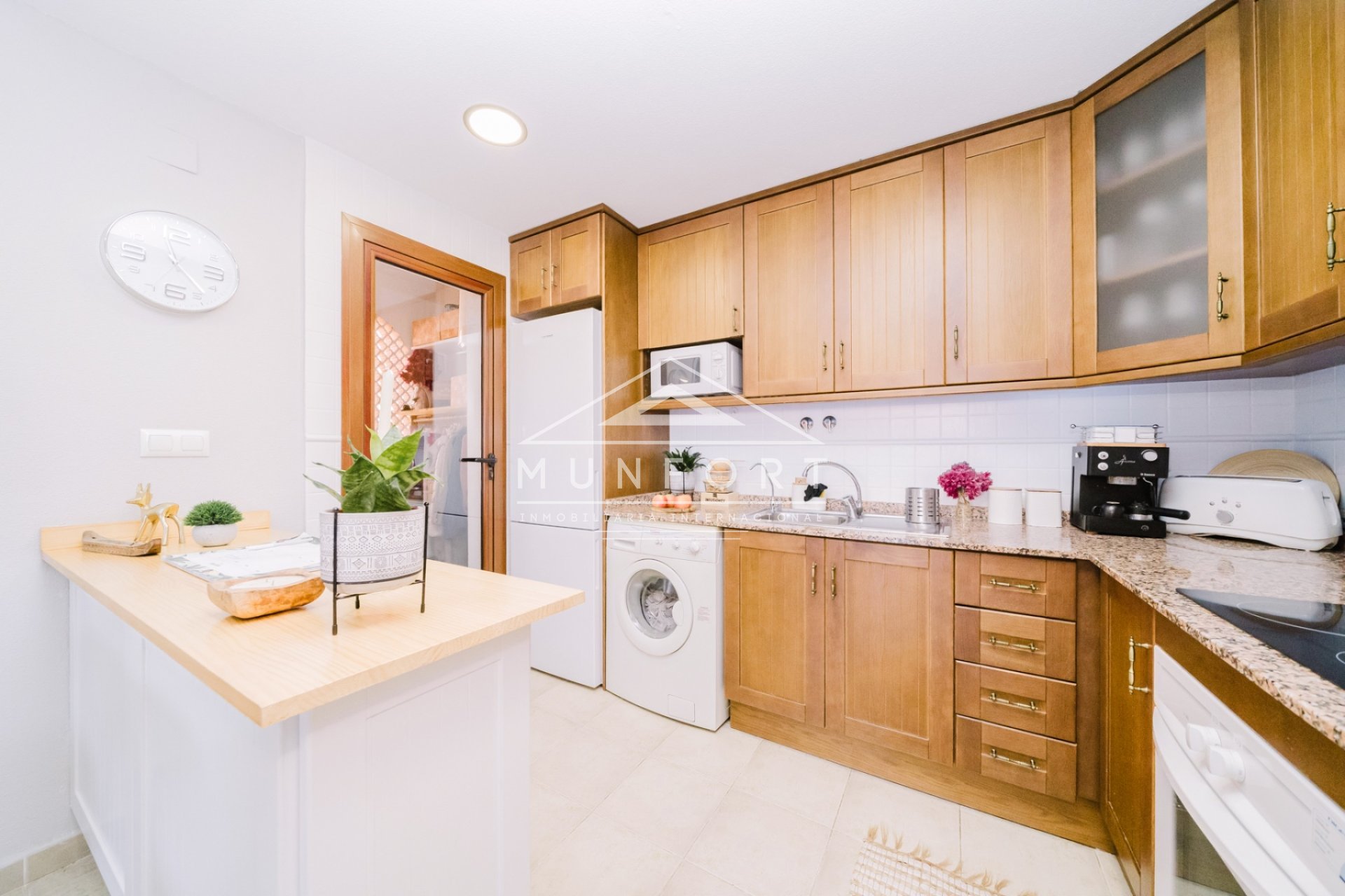 Segunda mano - Apartamentos -
Torrevieja