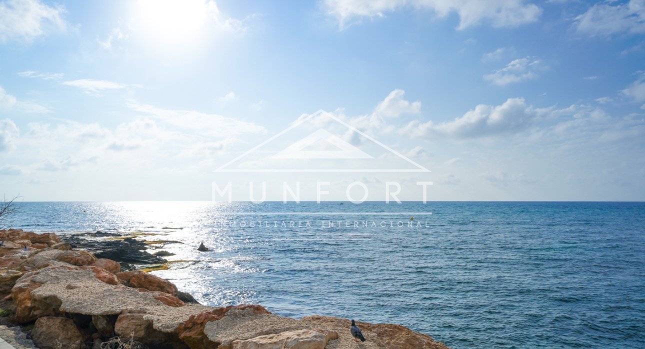 Segunda mano - Apartamentos -
Torrevieja