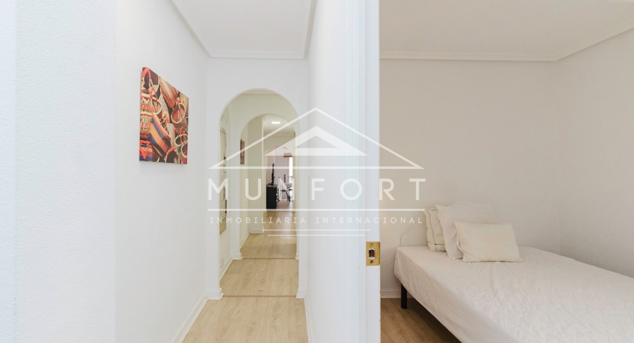 Segunda mano - Apartamentos -
Torrevieja